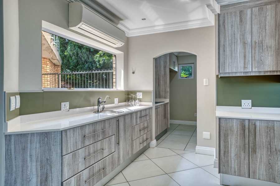 5 Bedroom Property for Sale in Blue Horizon Bay Eastern Cape